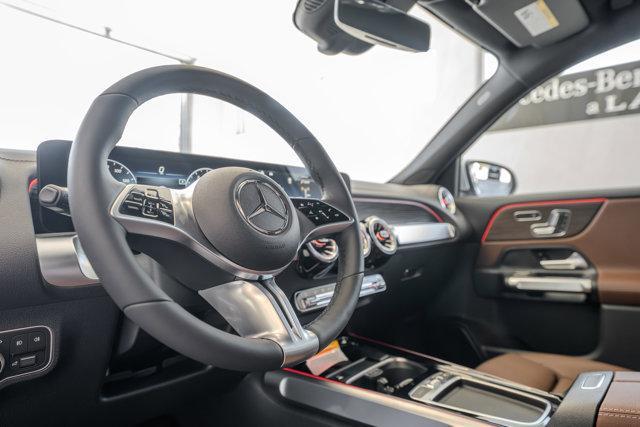 new 2025 Mercedes-Benz GLB 250 car, priced at $52,290