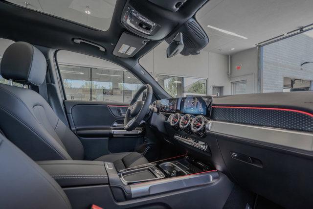 new 2025 Mercedes-Benz GLB 250 car, priced at $51,095