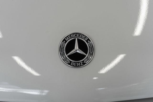 new 2025 Mercedes-Benz GLS 580 car, priced at $123,615
