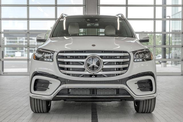 new 2025 Mercedes-Benz GLS 580 car, priced at $123,615