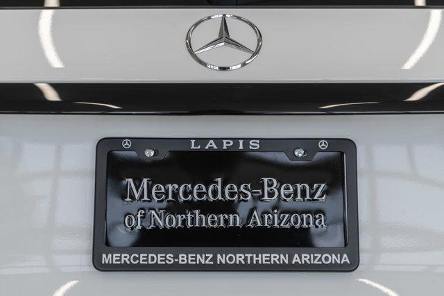 new 2025 Mercedes-Benz GLC 300 car