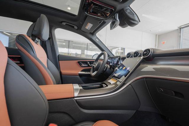 new 2025 Mercedes-Benz GLC 300 car
