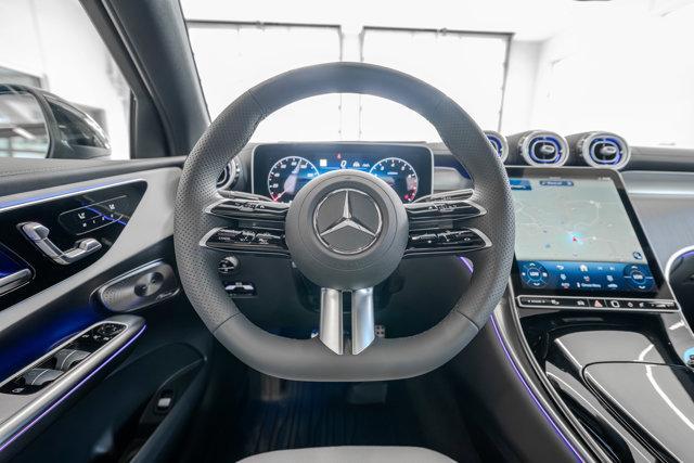 new 2025 Mercedes-Benz GLC 300 car