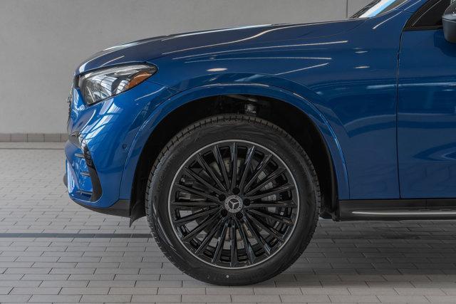 new 2025 Mercedes-Benz GLC 300 car