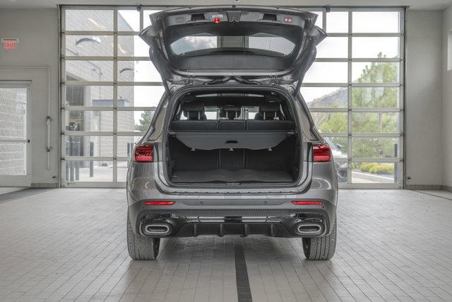 new 2025 Mercedes-Benz GLB 250 car
