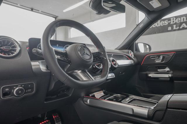 new 2025 Mercedes-Benz GLB 250 car