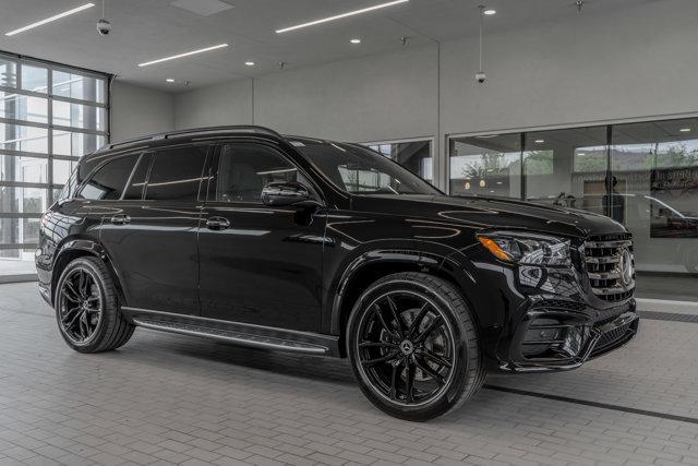 new 2025 Mercedes-Benz GLS 580 car