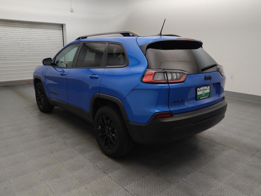 used 2023 Jeep Cherokee car, priced at $23,595