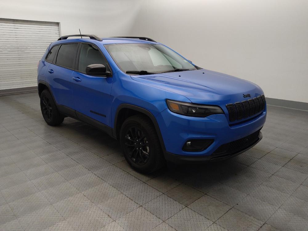 used 2023 Jeep Cherokee car, priced at $23,595