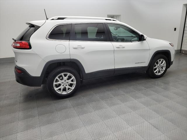 used 2016 Jeep Cherokee car, priced at $13,095