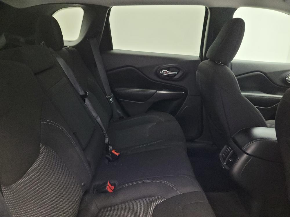 used 2019 Jeep Cherokee car, priced at $16,695