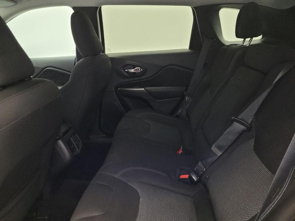 used 2019 Jeep Cherokee car, priced at $16,695