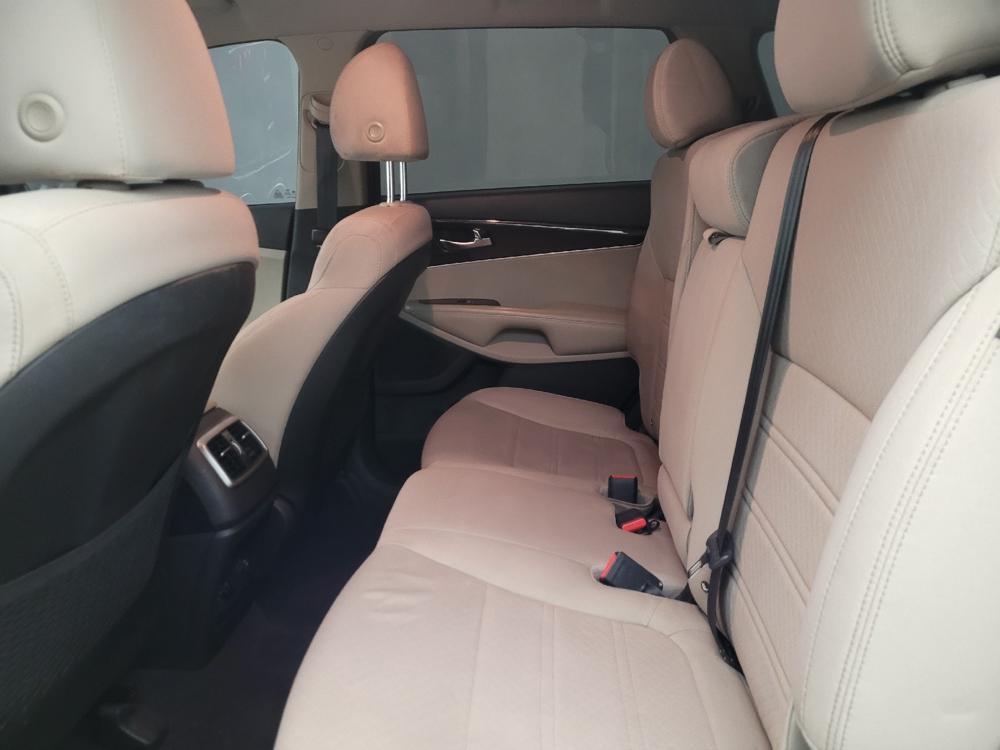 used 2019 Kia Sorento car, priced at $16,795