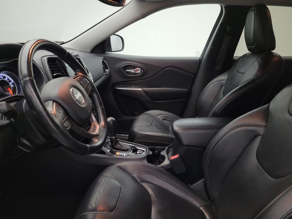 used 2019 Jeep Cherokee car, priced at $16,295
