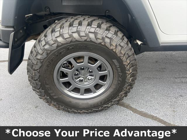 used 2016 Jeep Wrangler Unlimited car, priced at $33,990
