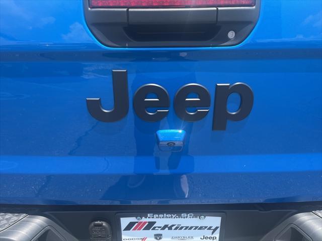 new 2025 Jeep Gladiator car, priced at $42,667