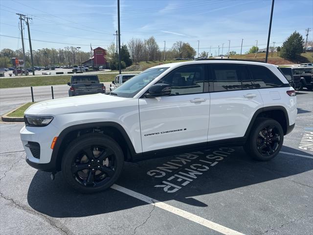 new 2025 Jeep Grand Cherokee car, priced at $38,062