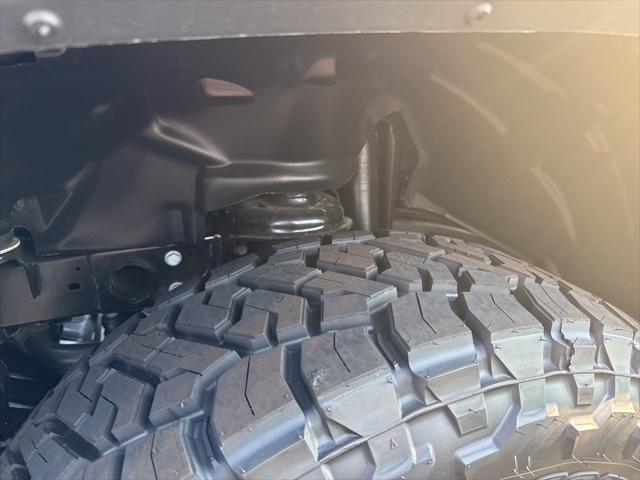 new 2025 Jeep Wrangler car, priced at $37,590