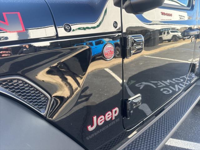 new 2025 Jeep Wrangler car, priced at $54,498