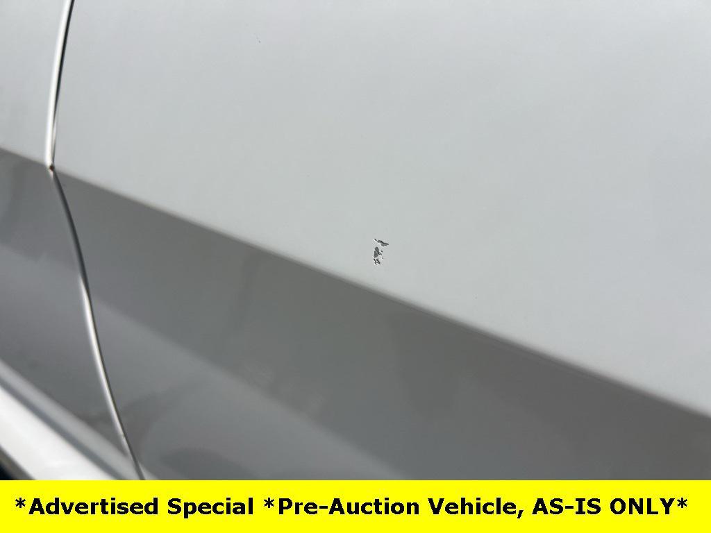 used 2018 Jeep Grand Cherokee car, priced at $10,000