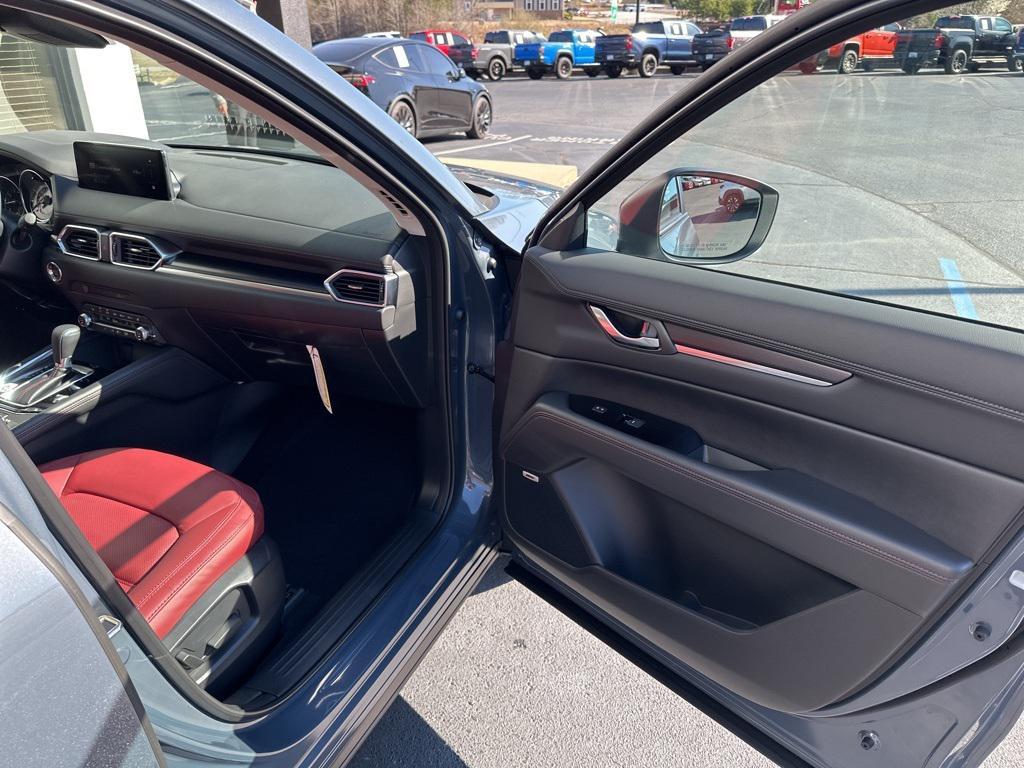 new 2025 Mazda CX-5 car, priced at $32,517