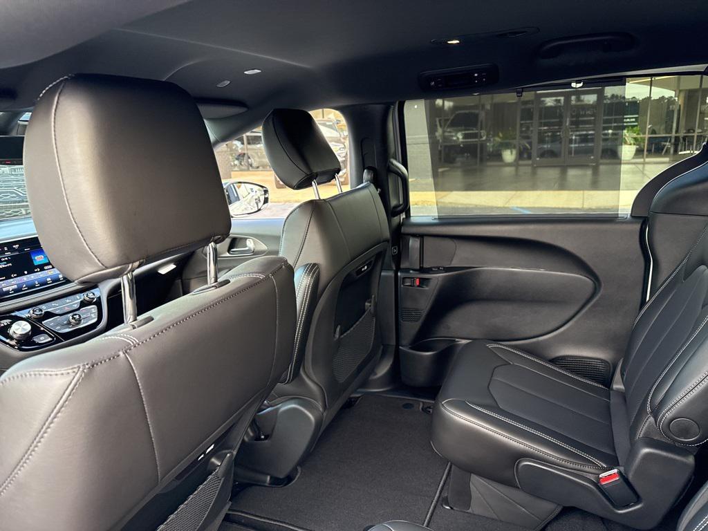 new 2026 Chrysler Pacifica car, priced at $45,100
