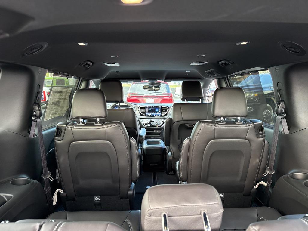 new 2026 Chrysler Pacifica car, priced at $45,100