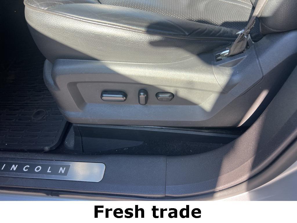 used 2014 Lincoln MKX car, priced at $15,700