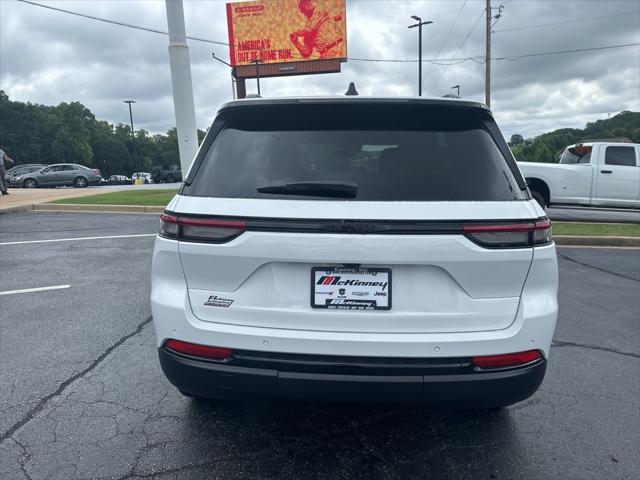 new 2024 Jeep Grand Cherokee car, priced at $40,643