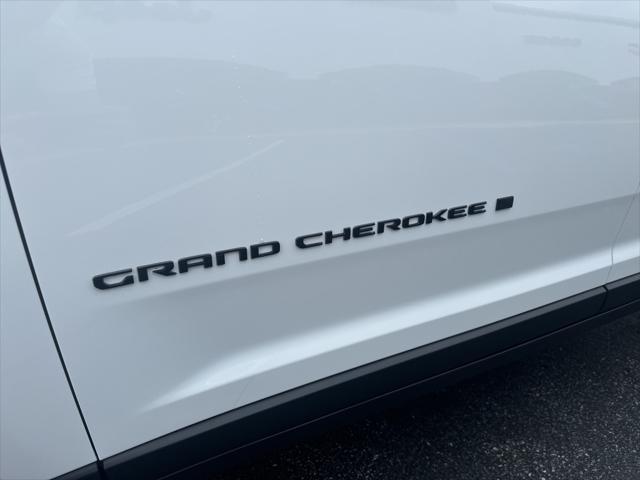 new 2024 Jeep Grand Cherokee car, priced at $40,643