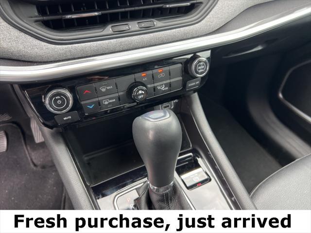 used 2022 Jeep Compass car, priced at $24,990