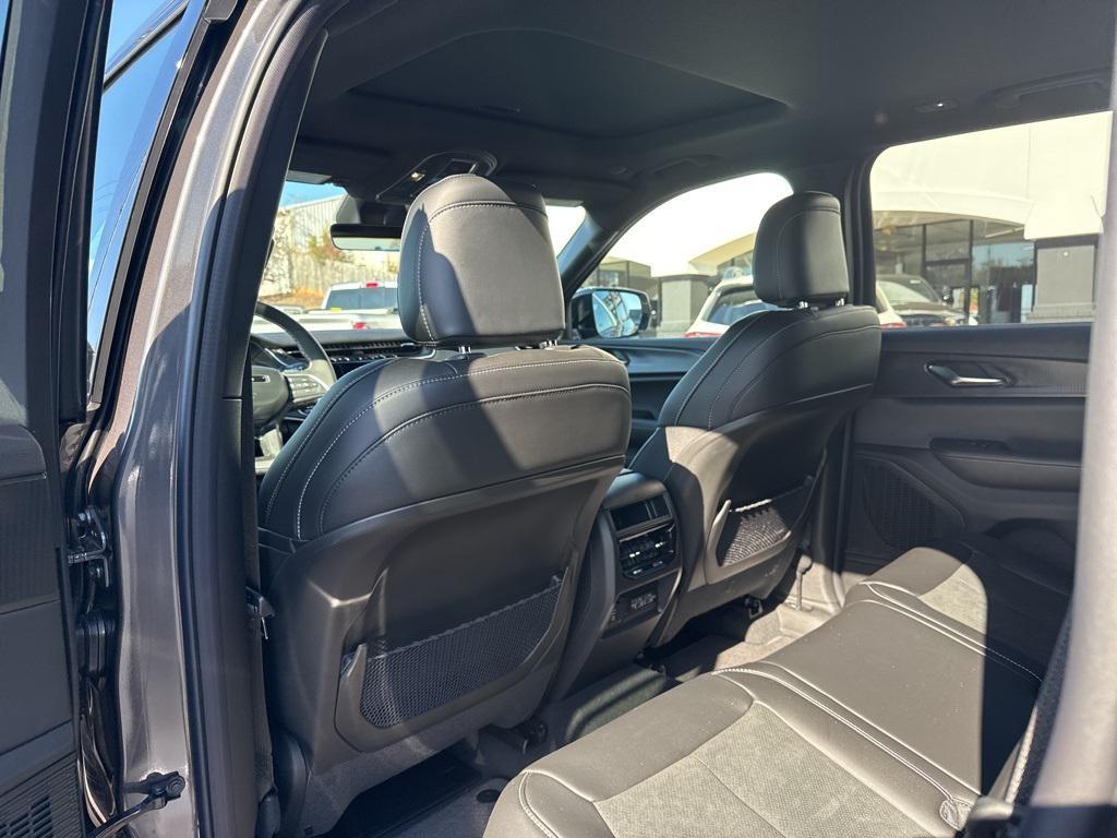 new 2025 Jeep Grand Cherokee car, priced at $40,873