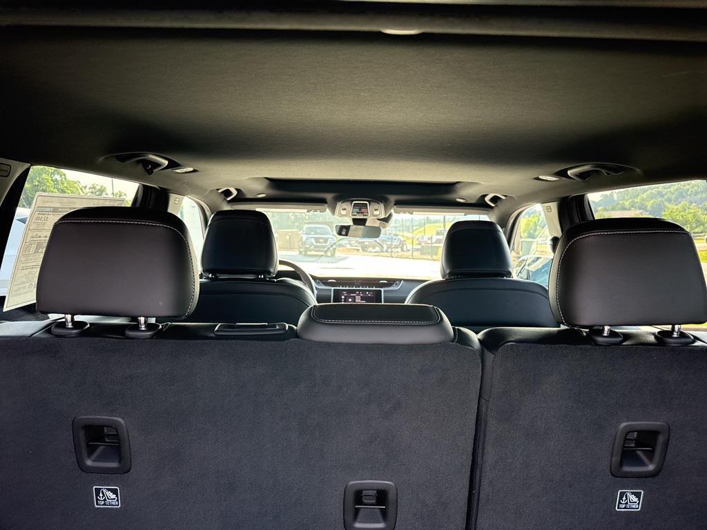 new 2025 Jeep Grand Cherokee car, priced at $40,408