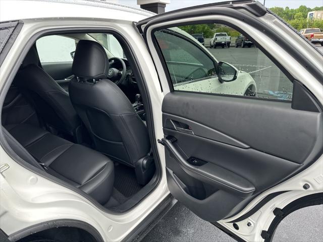 new 2025 Mazda CX-30 car