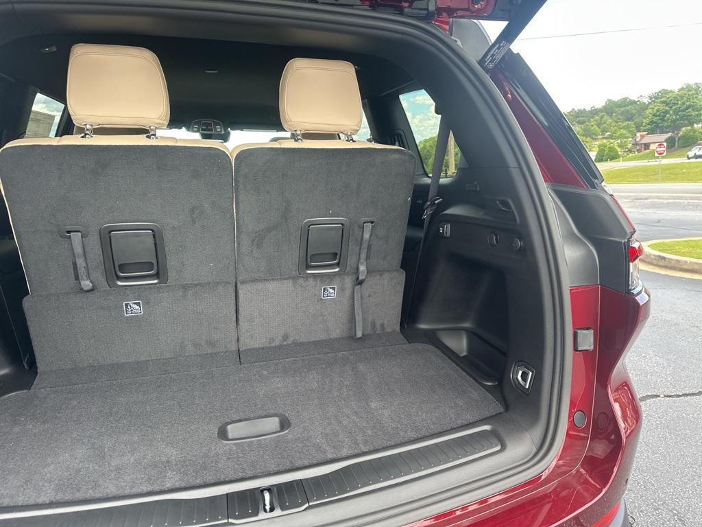 new 2025 Jeep Grand Cherokee L car, priced at $43,250