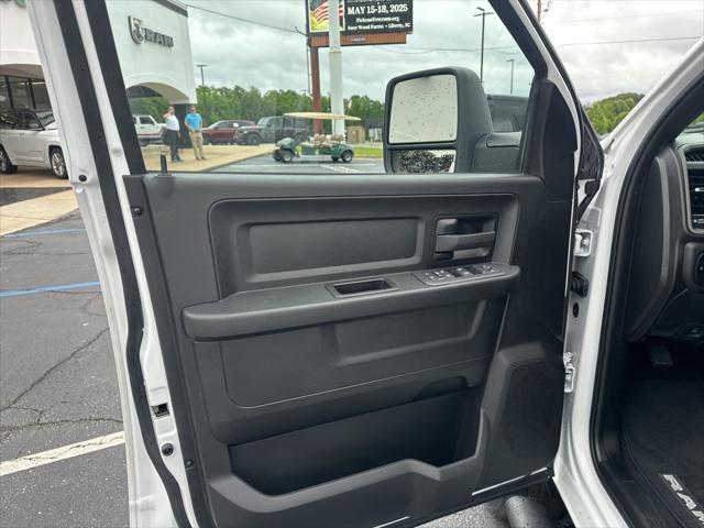 new 2025 Ram 3500 car, priced at $64,373