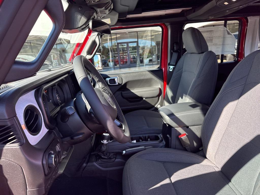 new 2026 Jeep Wrangler car, priced at $48,828