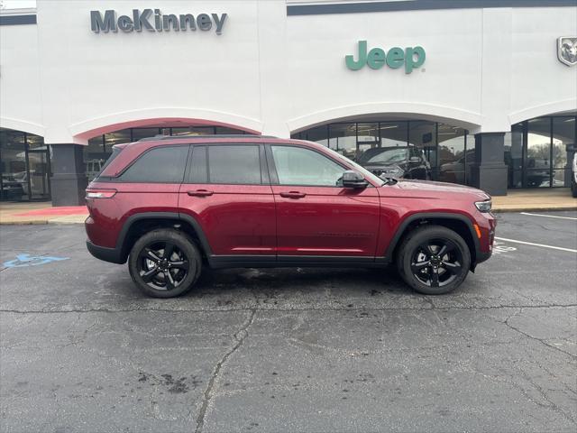 new 2025 Jeep Grand Cherokee car, priced at $44,795