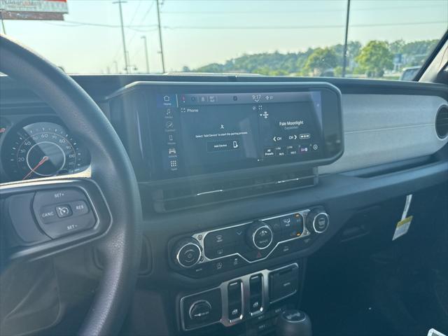 new 2025 Jeep Wrangler car, priced at $40,770
