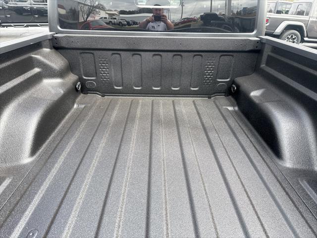 new 2025 Jeep Gladiator car, priced at $39,035