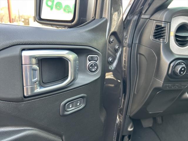 new 2025 Jeep Gladiator car, priced at $39,035