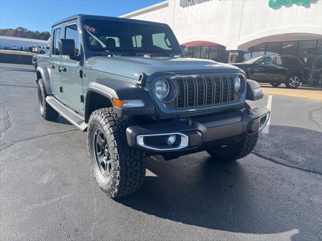 new 2024 Jeep Gladiator car, priced at $40,080