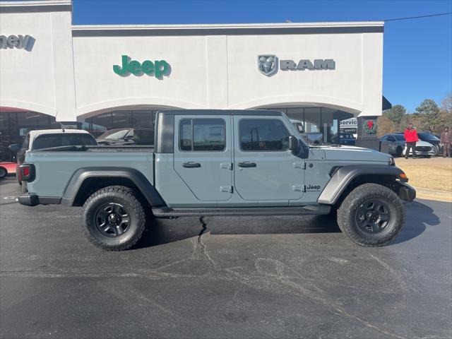 new 2024 Jeep Gladiator car, priced at $40,080