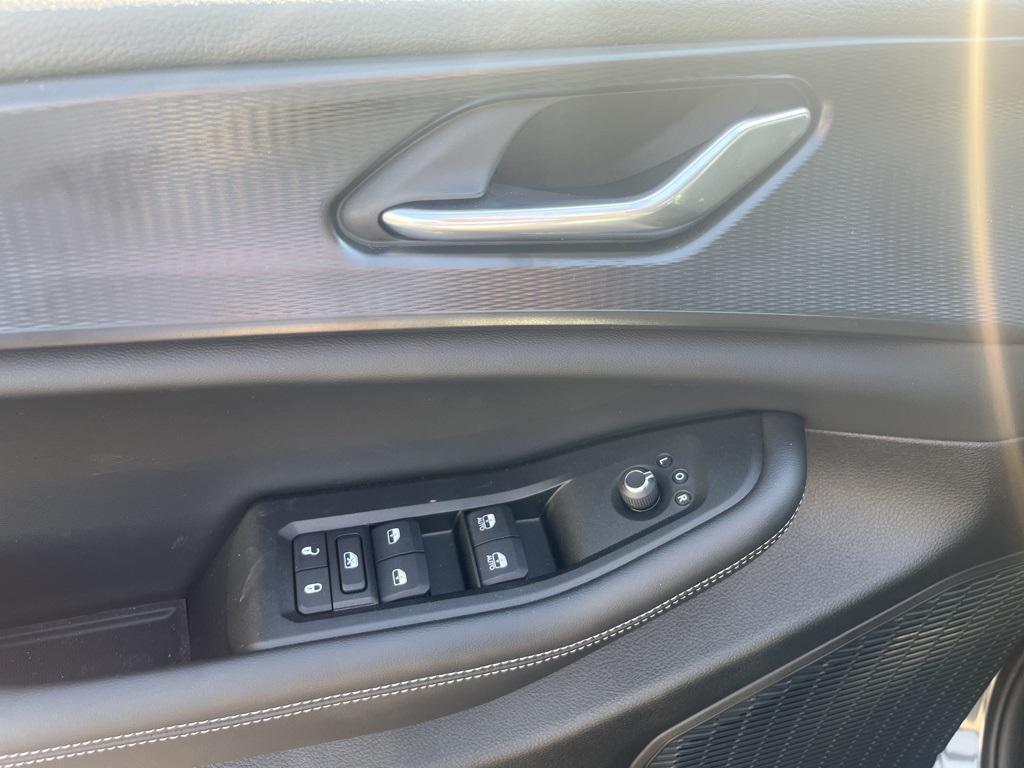 new 2025 Jeep Grand Cherokee L car, priced at $41,758