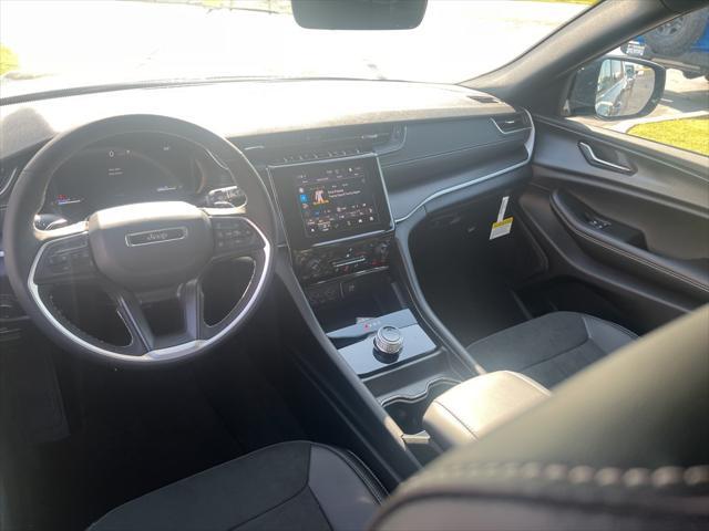 new 2025 Jeep Grand Cherokee L car, priced at $40,758
