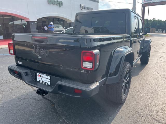 new 2024 Jeep Gladiator car, priced at $44,158