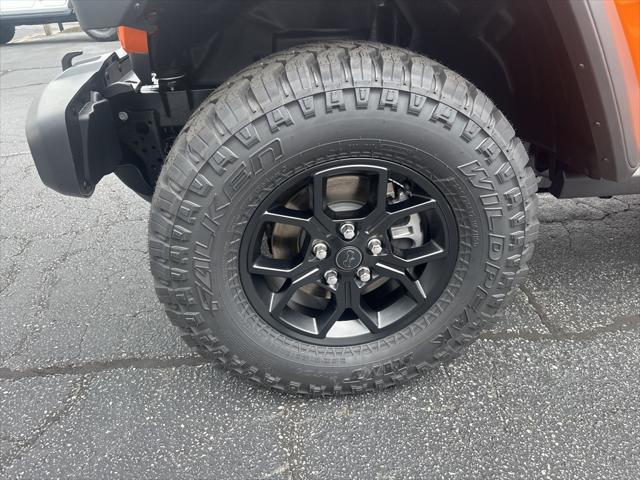 new 2025 Jeep Wrangler car, priced at $53,580
