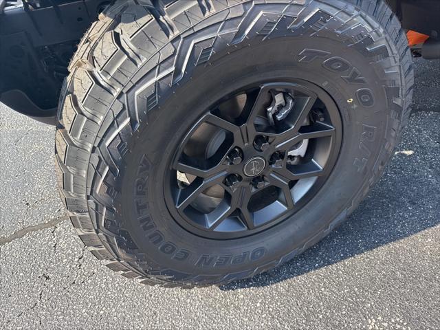 new 2025 Jeep Wrangler car, priced at $53,580