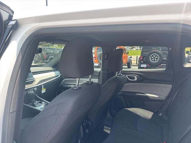 new 2025 Jeep Compass car, priced at $27,480