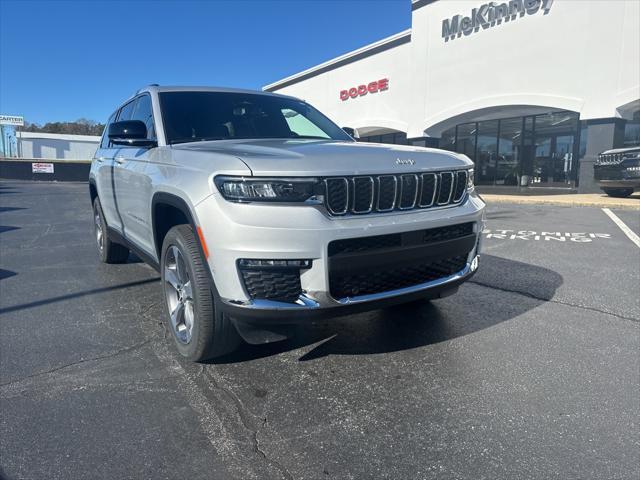 new 2025 Jeep Grand Cherokee L car, priced at $51,177